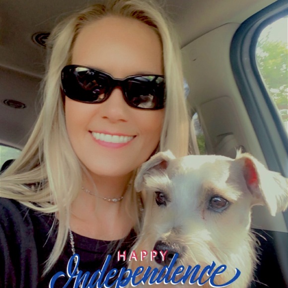 Meet your Posher, Chantel - Picture 1 of 1